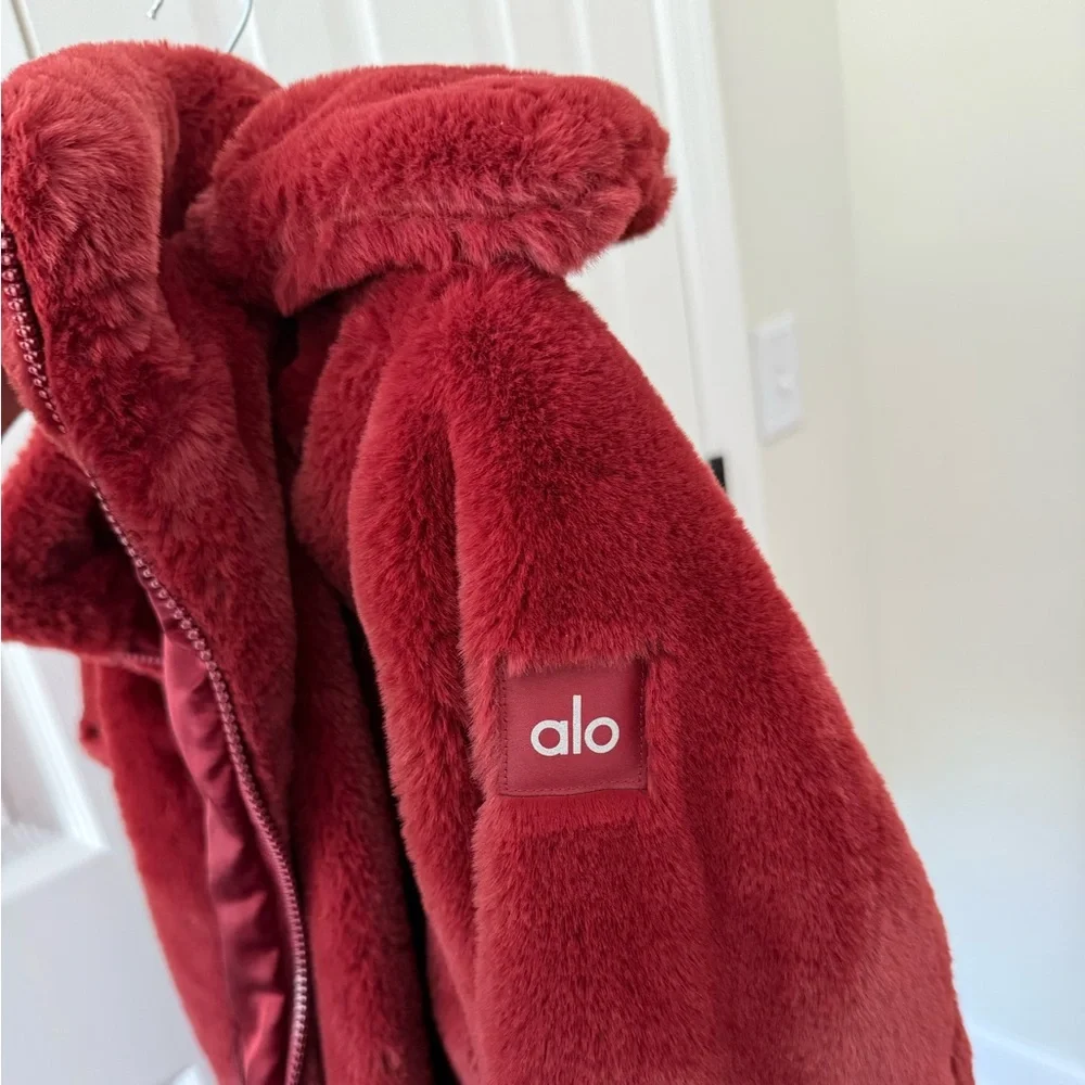 ALO Yoga Faux Fur Hooded Full Zip Jacket Burgundy Red